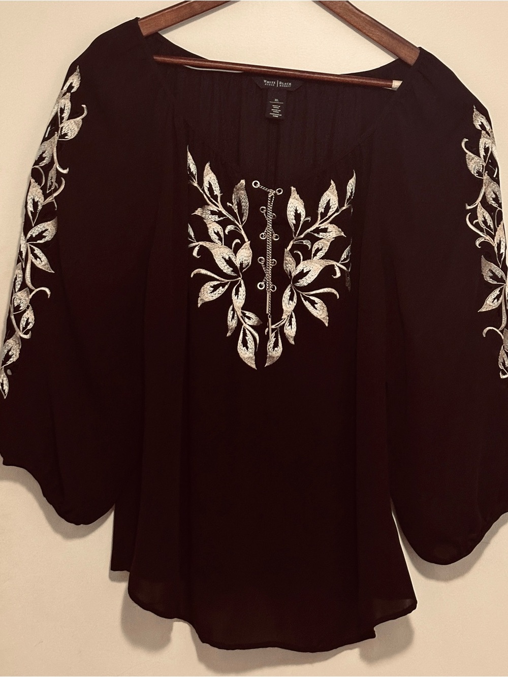WHBM White House Black Market Silver Embroidered Chain Tunic Top Black XL